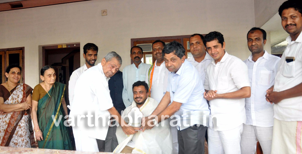 ಸಚಿವ ಖಾದರ್ ಆಪ್ತಸಹಾಯಕ ಲಿಬ್ಝತ್‍ಗೆ ಸನ್ಮಾನ